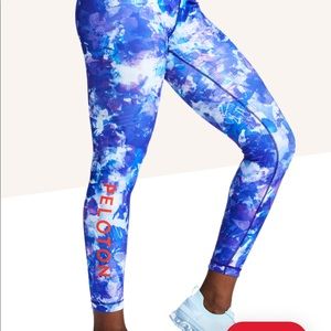 Peloton leggings size L—barely worn